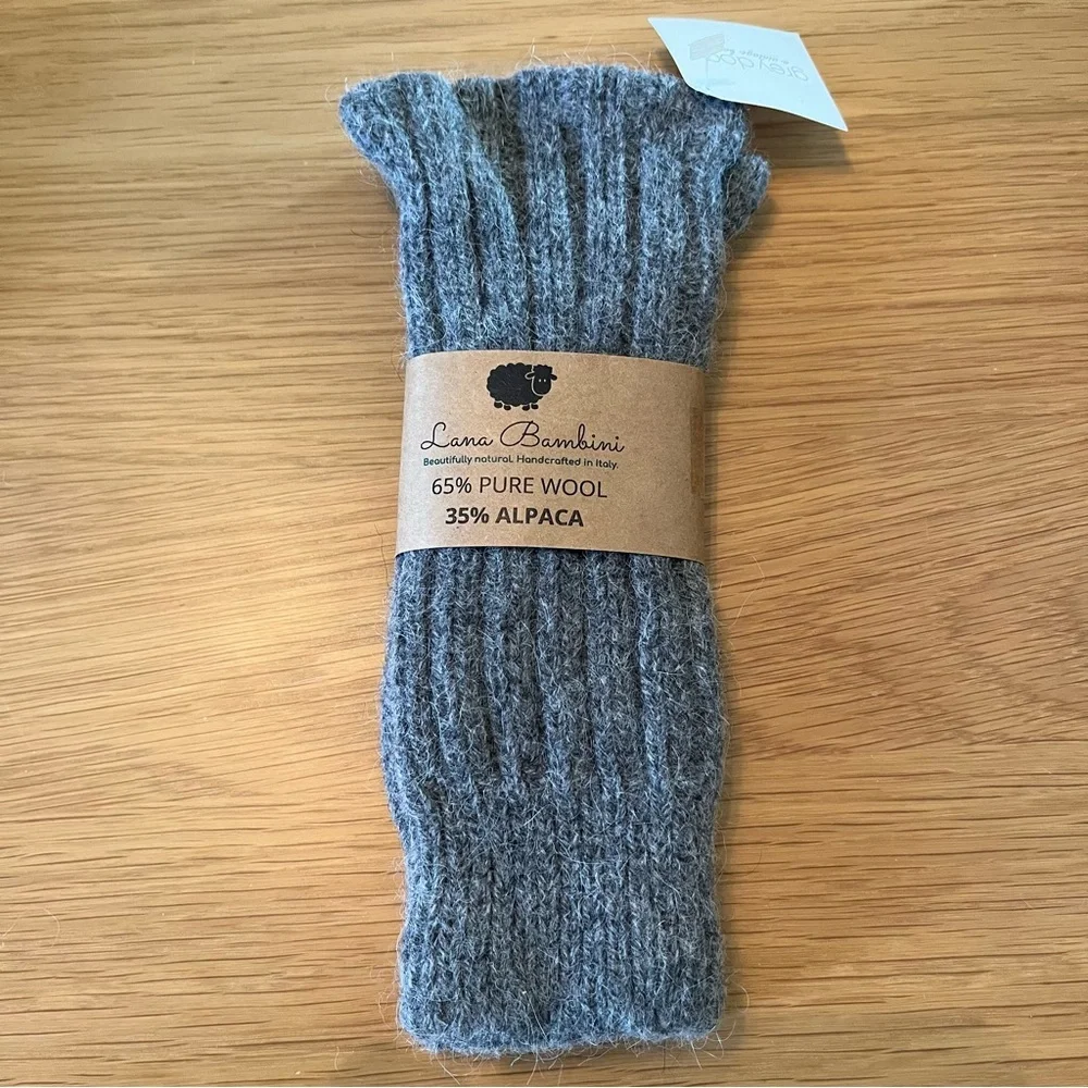 NWT Hand Warmers Pure Wool and Alpaca in Gray